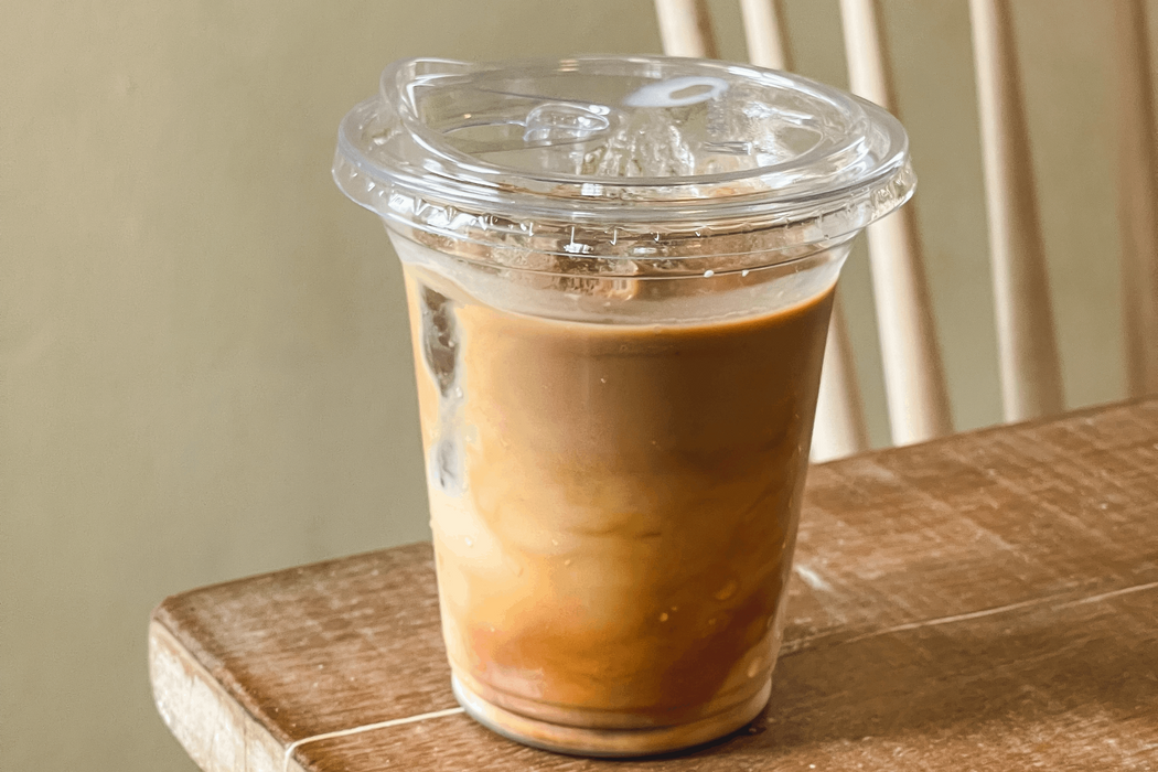 [1200 Pack] 20 oz Cups | Iced Coffee Go Cups and Sip Through Lids | Cold Smoothie | Plastic Cups with Sip Through Lids | Clear Plastic Disposable Pet
